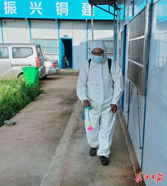 分餐制，錯(cuò)時(shí)施工……碧桂園湖北104個(gè)項(xiàng)目實(shí)行閉環(huán)管理