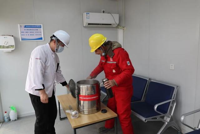 機關管理服務中心原油庫項目部：承壓奮進 用心服務（中原油田機關服務中心）
