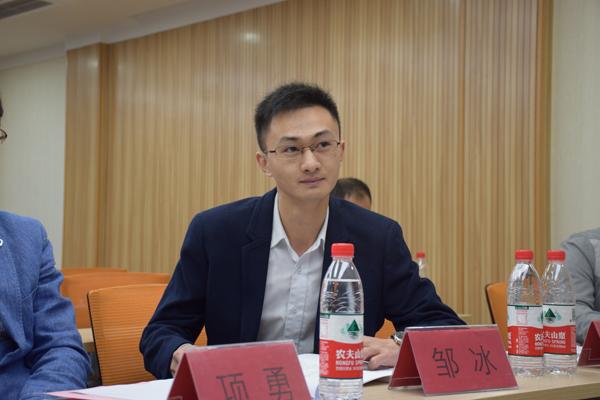 8支戰(zhàn)隊(duì)從這場5000人、750支隊(duì)伍的競賽中脫穎而出，總決賽倒計(jì)時(shí)?。╪支隊(duì)伍淘汰賽決出1234名）"