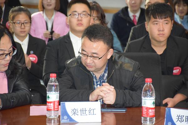8支戰(zhàn)隊(duì)從這場5000人、750支隊(duì)伍的競賽中脫穎而出，總決賽倒計(jì)時(shí)?。╪支隊(duì)伍淘汰賽決出1234名）"