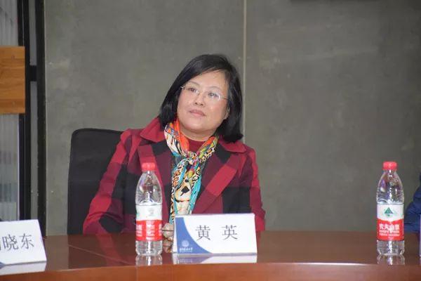 8支戰(zhàn)隊(duì)從這場5000人、750支隊(duì)伍的競賽中脫穎而出，總決賽倒計(jì)時(shí)?。╪支隊(duì)伍淘汰賽決出1234名）"