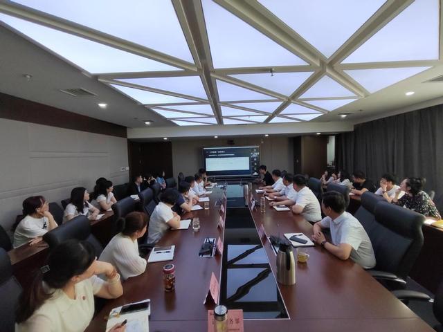 陜西建工裝飾集團(tuán)舉辦新OA協(xié)同辦公平臺視頻培訓(xùn)會（陜西建工裝飾集團(tuán)有限公司）