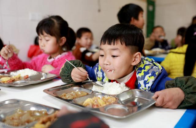 中央廚房建設難？觀麥調(diào)研30家央廚，給你5大建議（中央廚房的發(fā)展和困局）