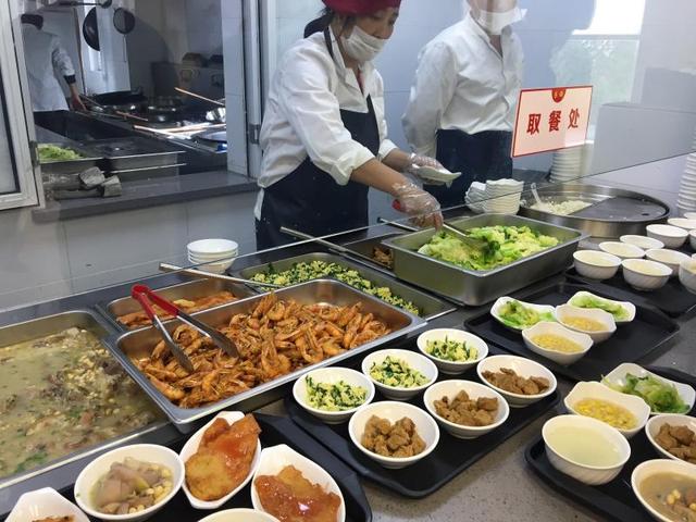 辦社區(qū)食堂，經(jīng)費從哪里來？實行怎樣的管理模式（辦社區(qū)食堂,經(jīng)費從哪里來-實行怎樣的管理模式制度）
